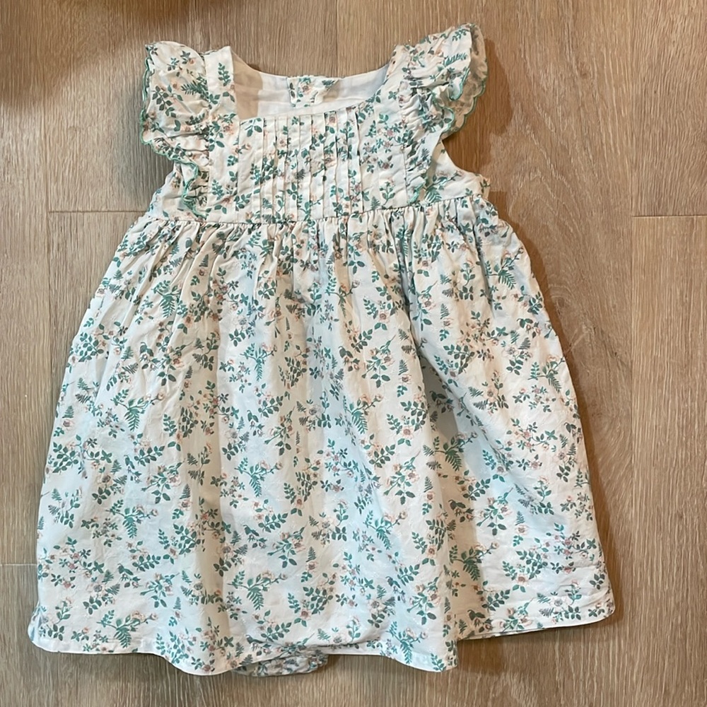 Beautiful EUC floral dress
